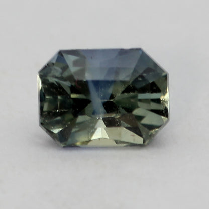 Teal sapphire 0.57 ct