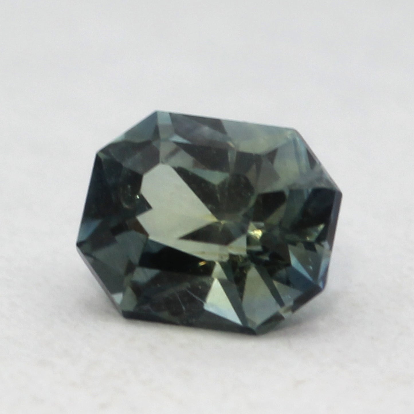 teal octagon cut sapphire 0.60 ct