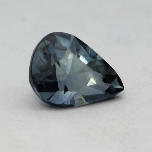 pear cut teal sapphire 0.69 ct