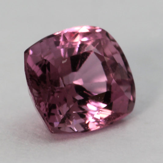 cushion cut pink spinel 1.02ct