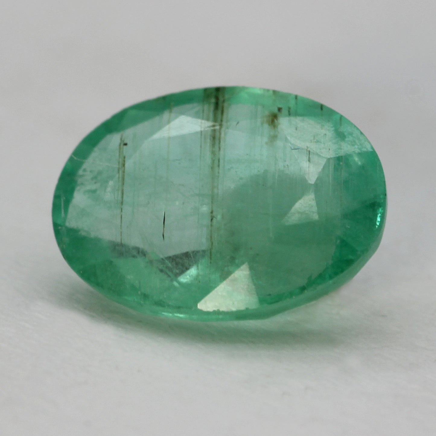 oval cut faceted emerald 2.15ct