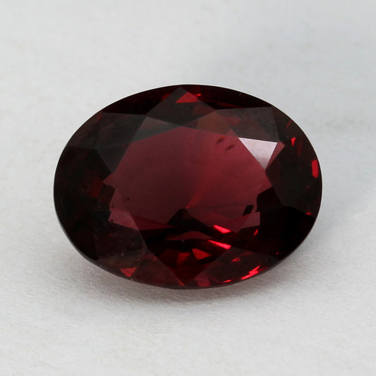 Faceted Oval Cut Garnet 9.48 CT