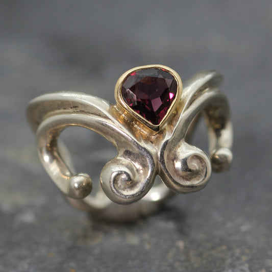 sterling silver and 9ct gold garnet ring