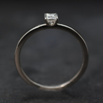 Mini Flute Diamond and Platinum Ring