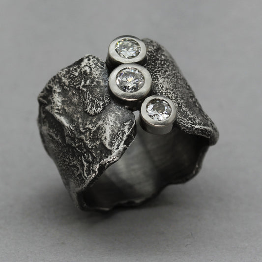 Magma Reticulated Diamond Platinum and Silver Ring