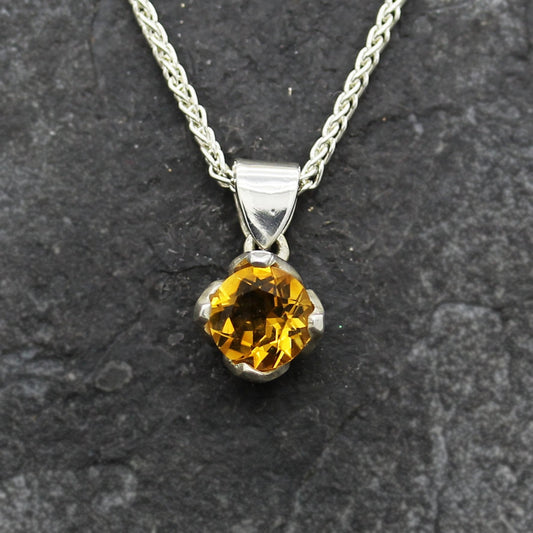 ROUND BRILLIANT CITRINE STERLING SILVER FLOWER NECKLACE