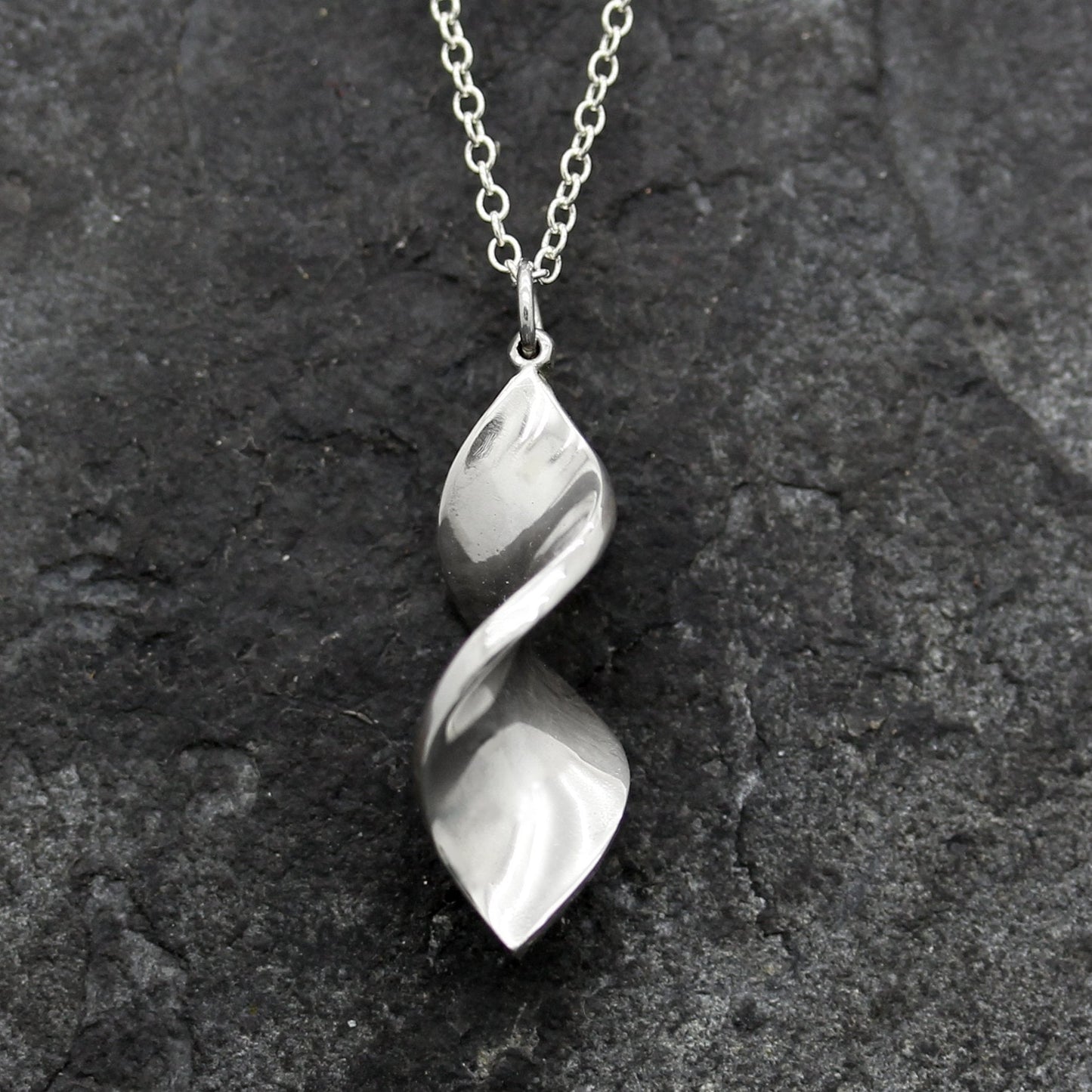 Silver Vesica Twist Pendant