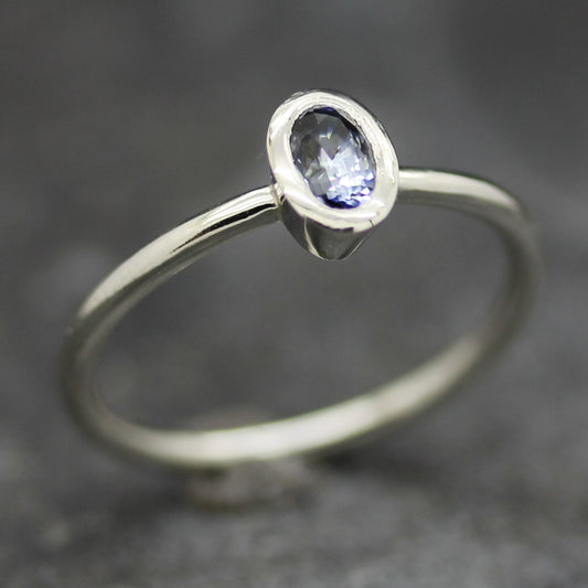 Platinum Midi Ring Blue Sapphire