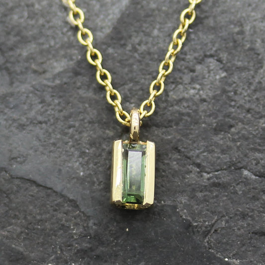 Green Tourmaline Flute Pendant Mini