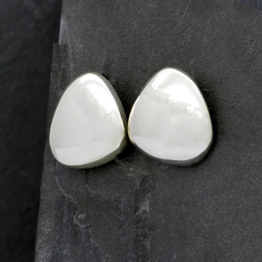 Midi Pebble Ear Studs Medium Silver