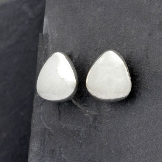 Midi Pebble Ear Studs Small Silver