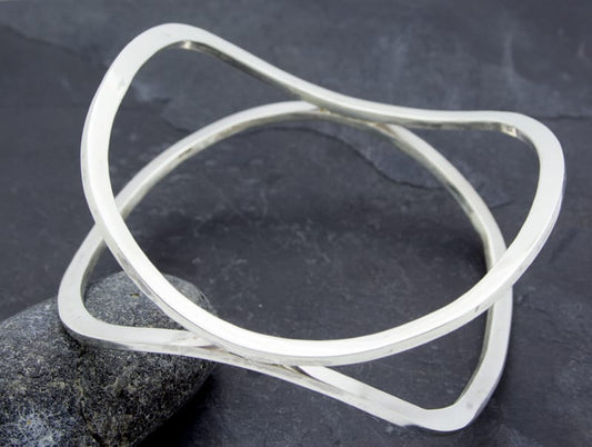 New Wave Sterling Silver Polished Bangle