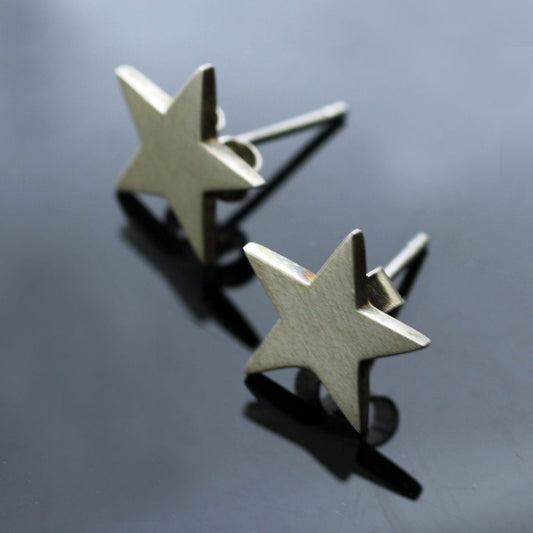 STERLING SILVER STAR (M) STUD EARRINGS