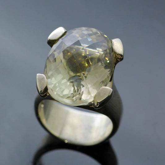 OVAL CUT LEMON QUARTZ & STERLING SILVER COCKTAIL RING