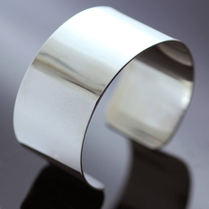 POLISHED STERLING SILVER MEDIUM CUFF