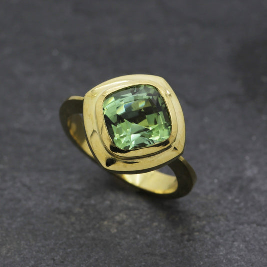 Yellow Gold & Tourmaline Crystalo Ring